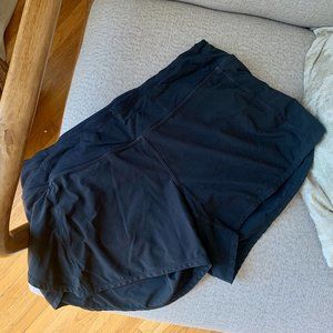 lululemon - Speed Up Short
